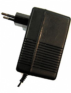 ספק כוח מיוצב 12V למצלמה ספק כוח מיוצב 12V למצלמה
